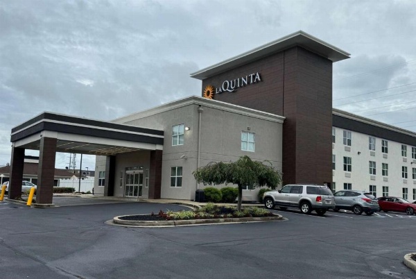 La Quinta Inn & Suites by Wyndham Lexington Park image 22